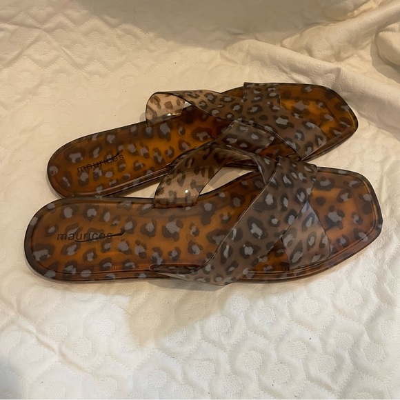 Murices Leopard Print Women's Sandals 10 Translucent Brand Black Slip On NWOT - Picture 2 of 6